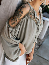 Load image into Gallery viewer, Loose and Thin Wild Shirt Top