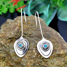 Load image into Gallery viewer, Ancient Silver Fashion Floral Simple Earrings
