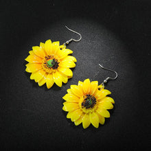 Load image into Gallery viewer, Fashion Sunflower Petals Earrings
